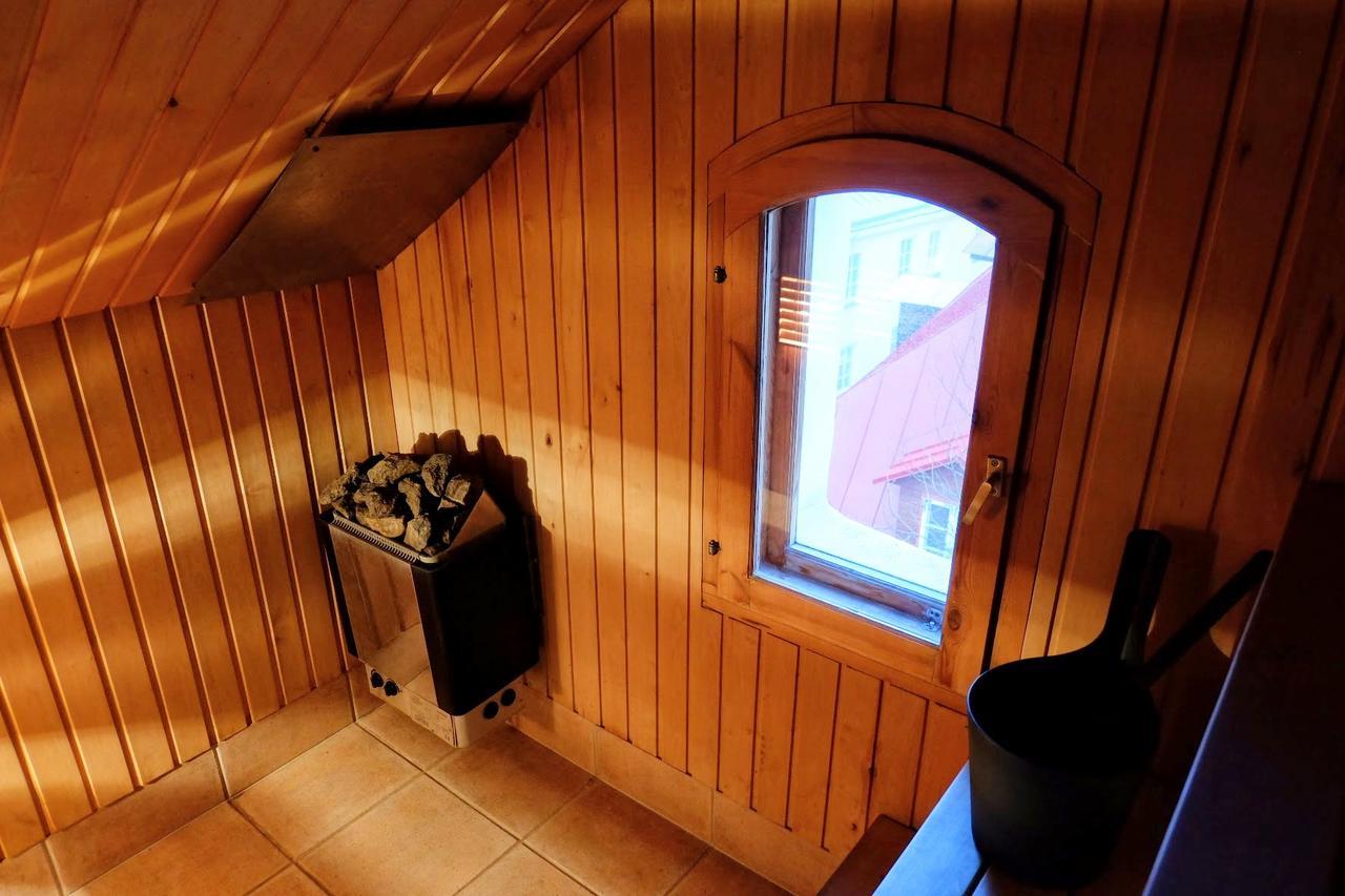 Huoneisto Dream - 3 Bedroom Old Town Penthouse With Sauna